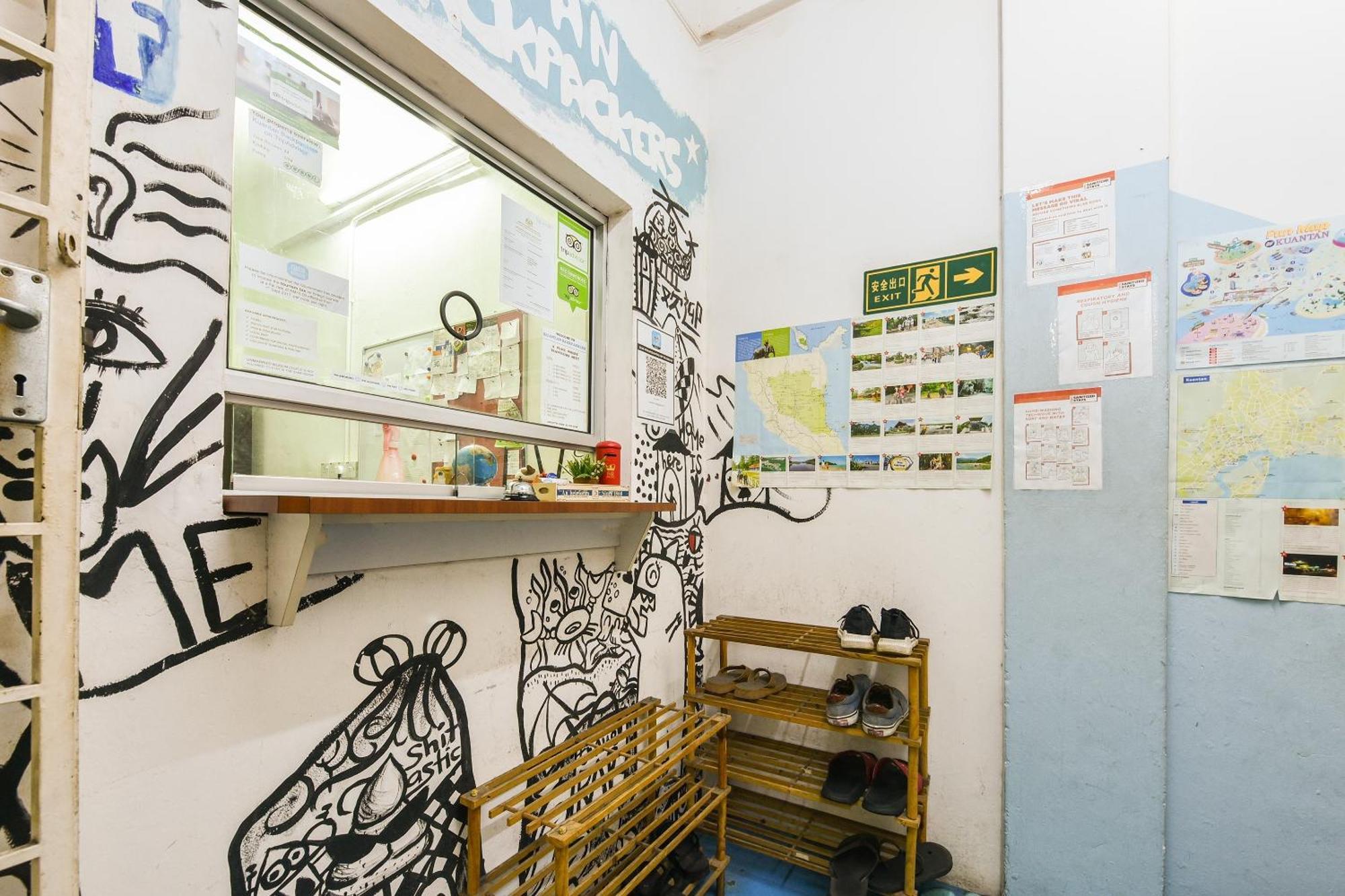 Spot On 89872 Kuantan Backpackers Ξενοδοχείο Εξωτερικό φωτογραφία