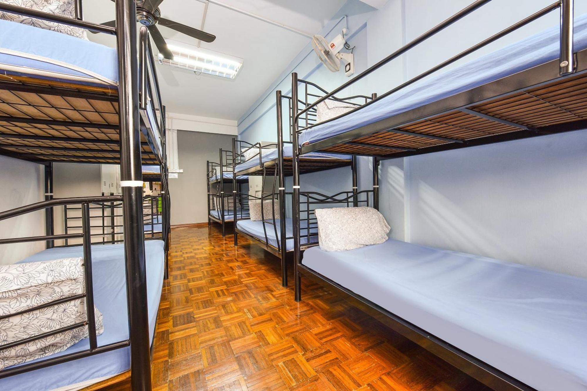 Spot On 89872 Kuantan Backpackers Ξενοδοχείο Εξωτερικό φωτογραφία