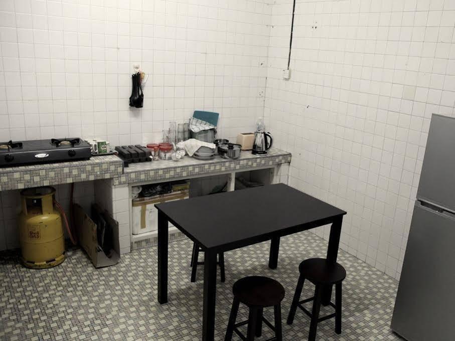 Spot On 89872 Kuantan Backpackers Ξενοδοχείο Εξωτερικό φωτογραφία